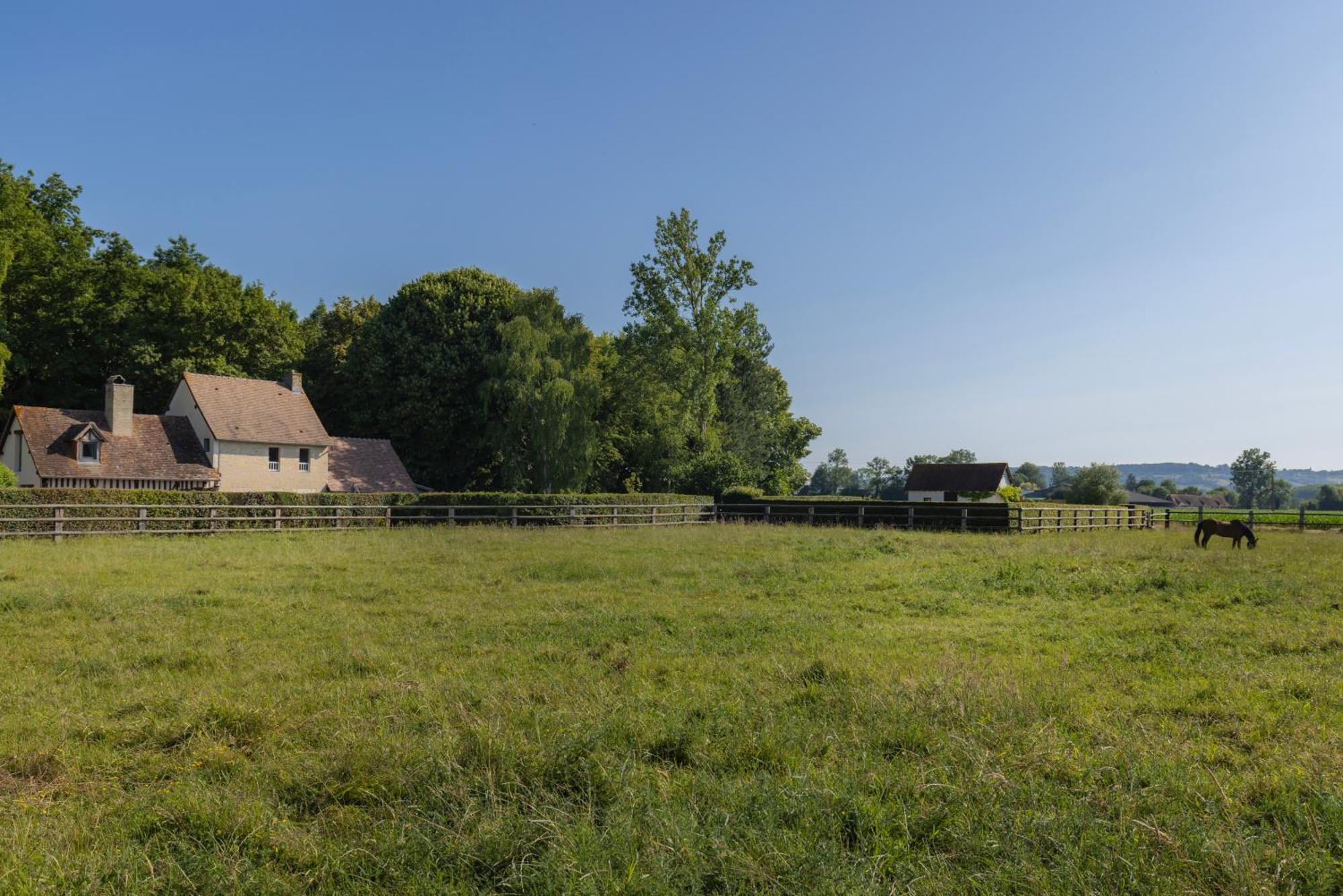 La Maison Corniere Bieville-en-Auge Luaran gambar